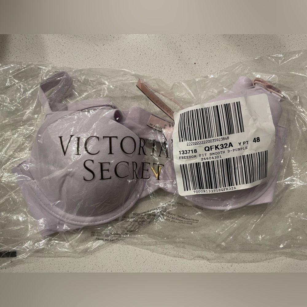 Victoria’s Secret Love Cloud Bra 32A NEW
